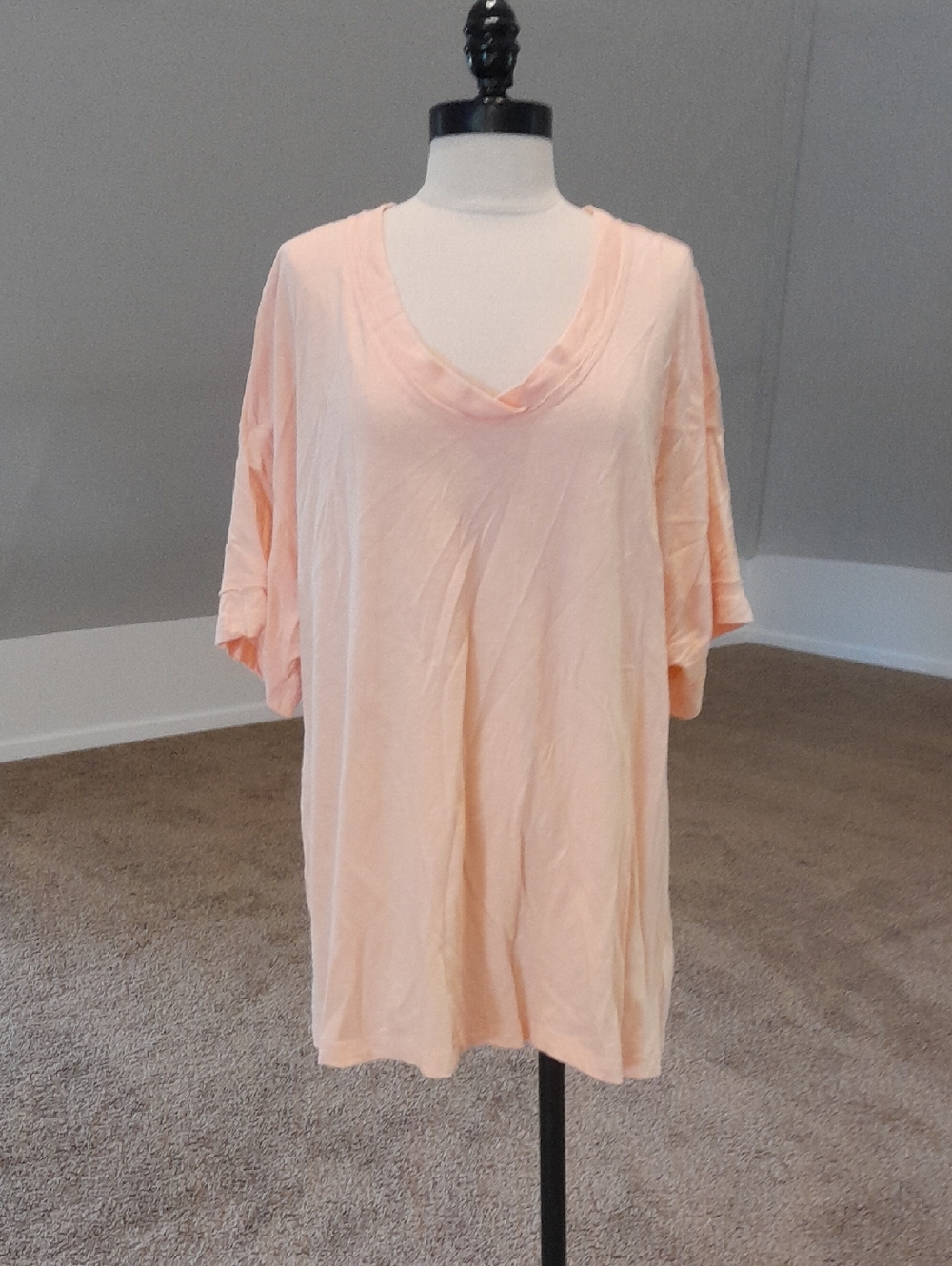 aerie Peach V-Neck Short Sleeve Tee